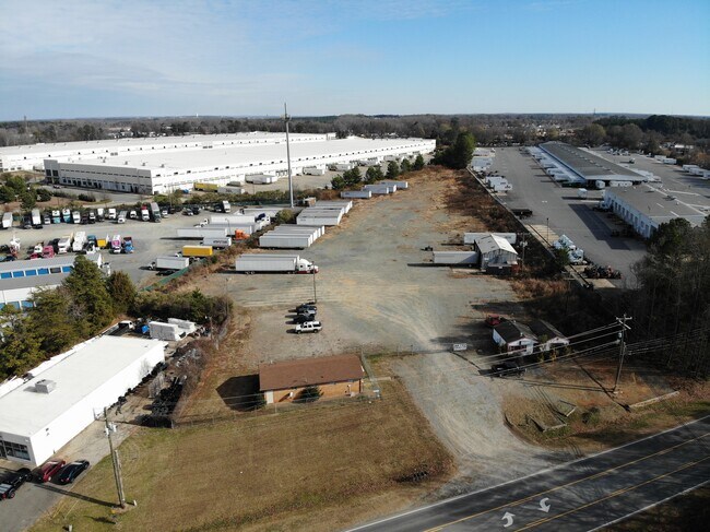More details for 6914 Statesville Rd, Charlotte, NC - Industrial for Lease