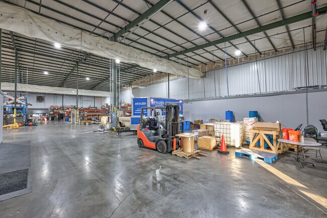 Plus de détails pour 831 Park Ave, Murfreesboro, TN - Industriel à louer