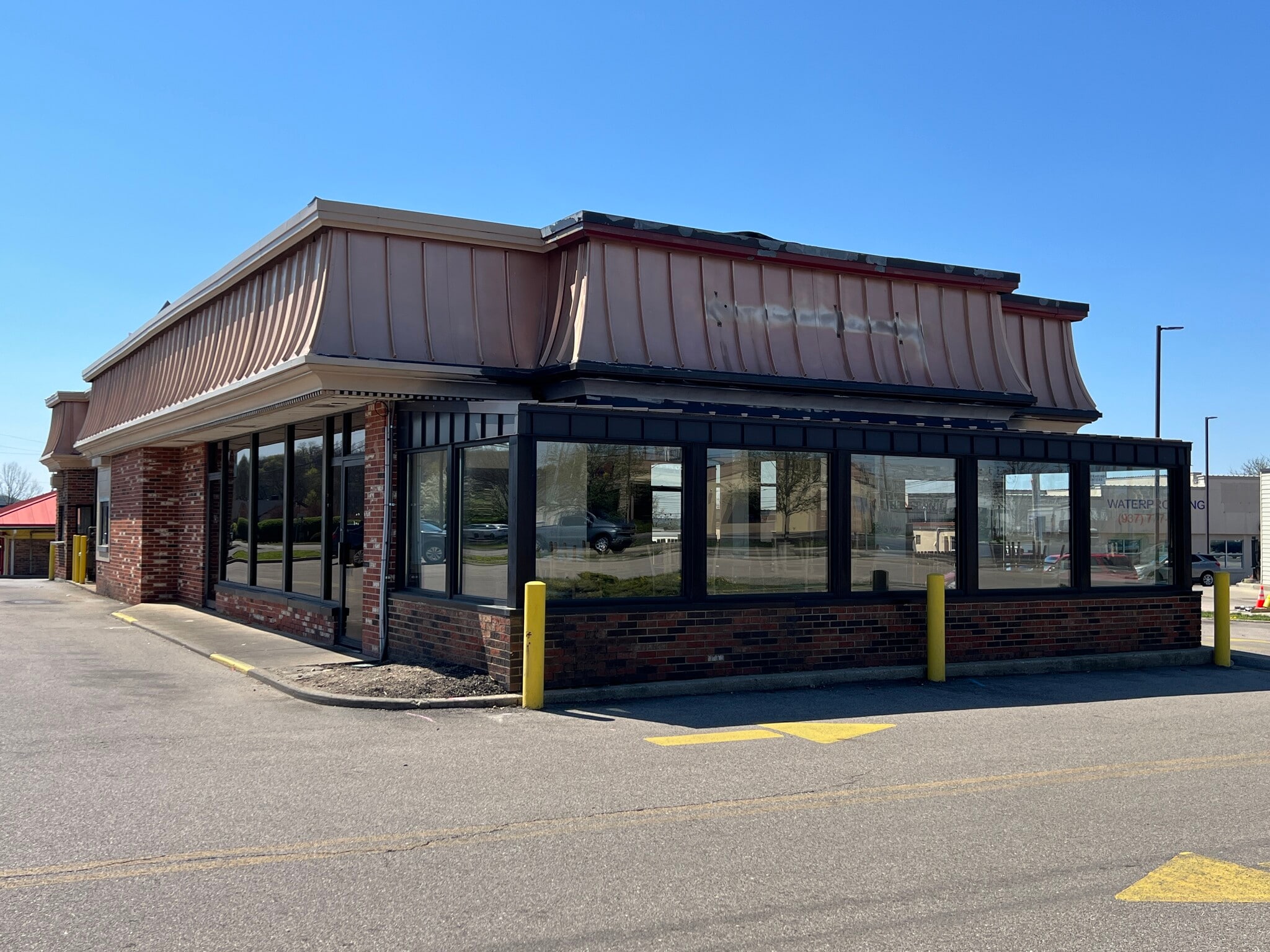 3001 S Dixie Dr, Moraine, OH for lease Primary Photo- Image 1 of 14