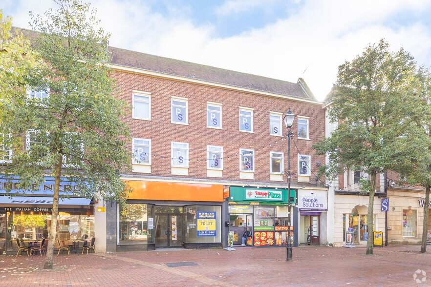 Market Pl, Rugby for lease - Primary Photo - Image 1 of 2