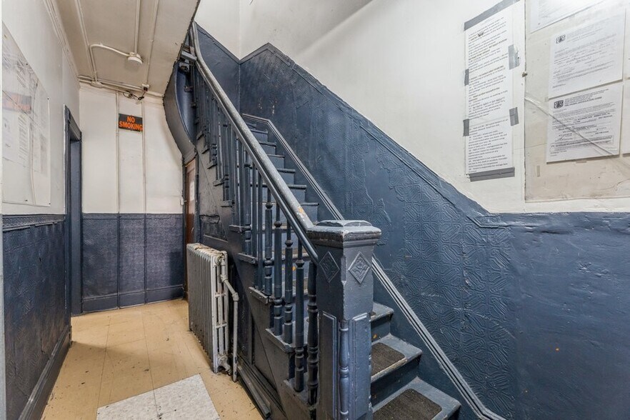 123-125 Booraem Ave, Jersey City, NJ à vendre - Photo du bâtiment - Image 3 de 59