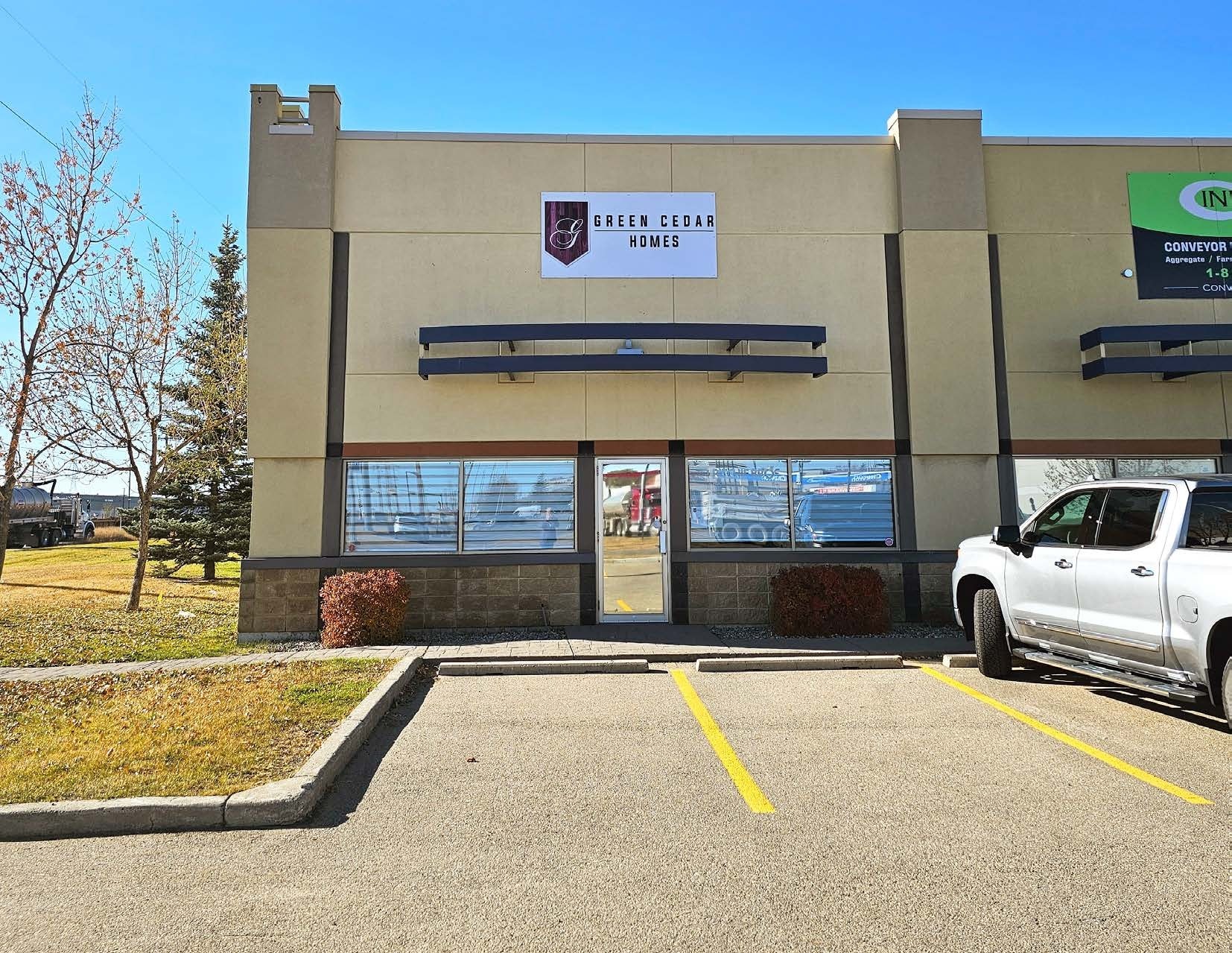 5025 51st St SE, Calgary, AB for lease Building Photo- Image 1 of 1