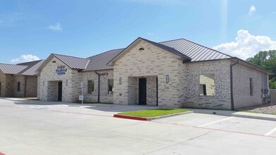 5899 Preston Rd, Frisco, TX à louer Photo du bâtiment- Image 1 de 3