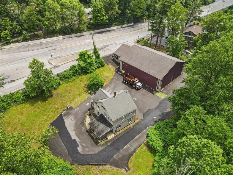 842 PA Route 611, Swiftwater, PA à vendre - Photo du bâtiment - Image 3 de 6