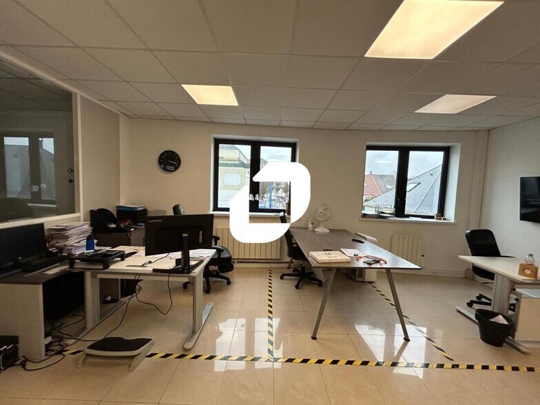 Office in Alfortville for lease - Interior Photo - Image 2 of 4