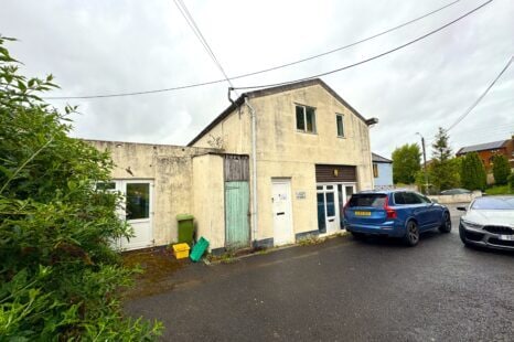 1 Churchill Close, Kenton for lease - Building Photo - Image 1 of 2