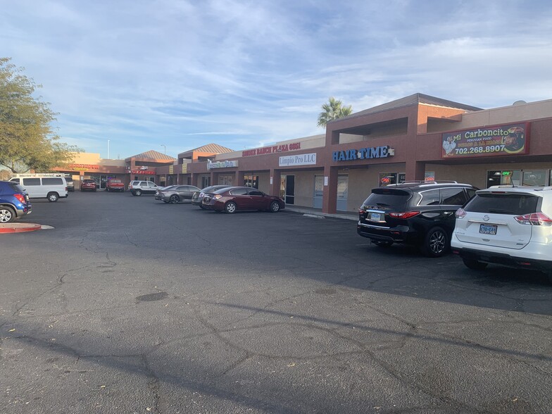 6651 Smoke Ranch Rd, Las Vegas, NV for lease - Building Photo - Image 1 of 2