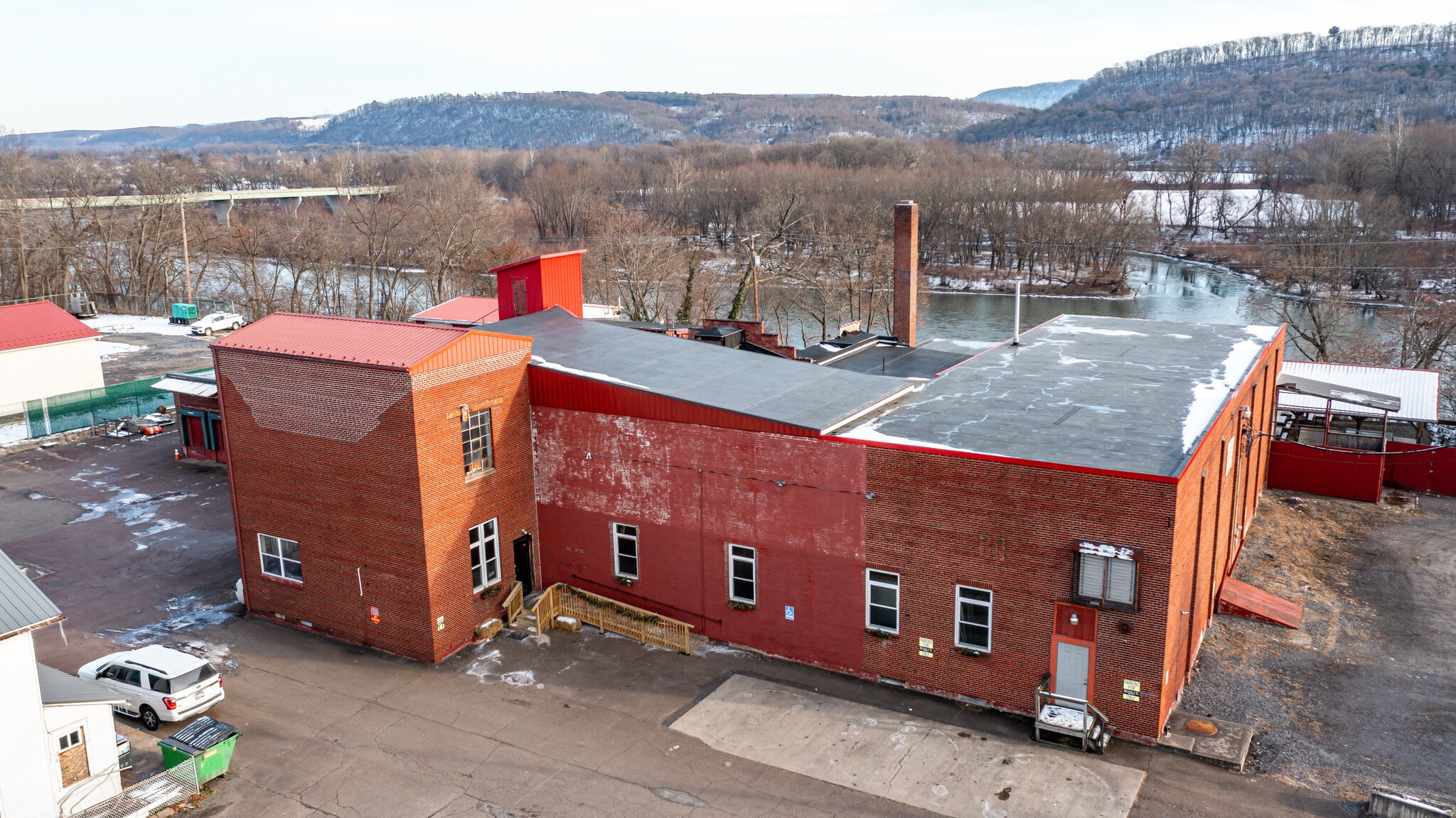 328 W Front St, Berwick, PA for sale Primary Photo- Image 1 of 93