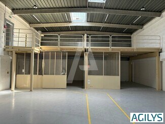 Plus de détails pour 129 Avenue De Paris, Massy - Local d'activités, Industriel à louer