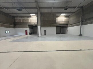 Plus de détails pour Industriel à louer