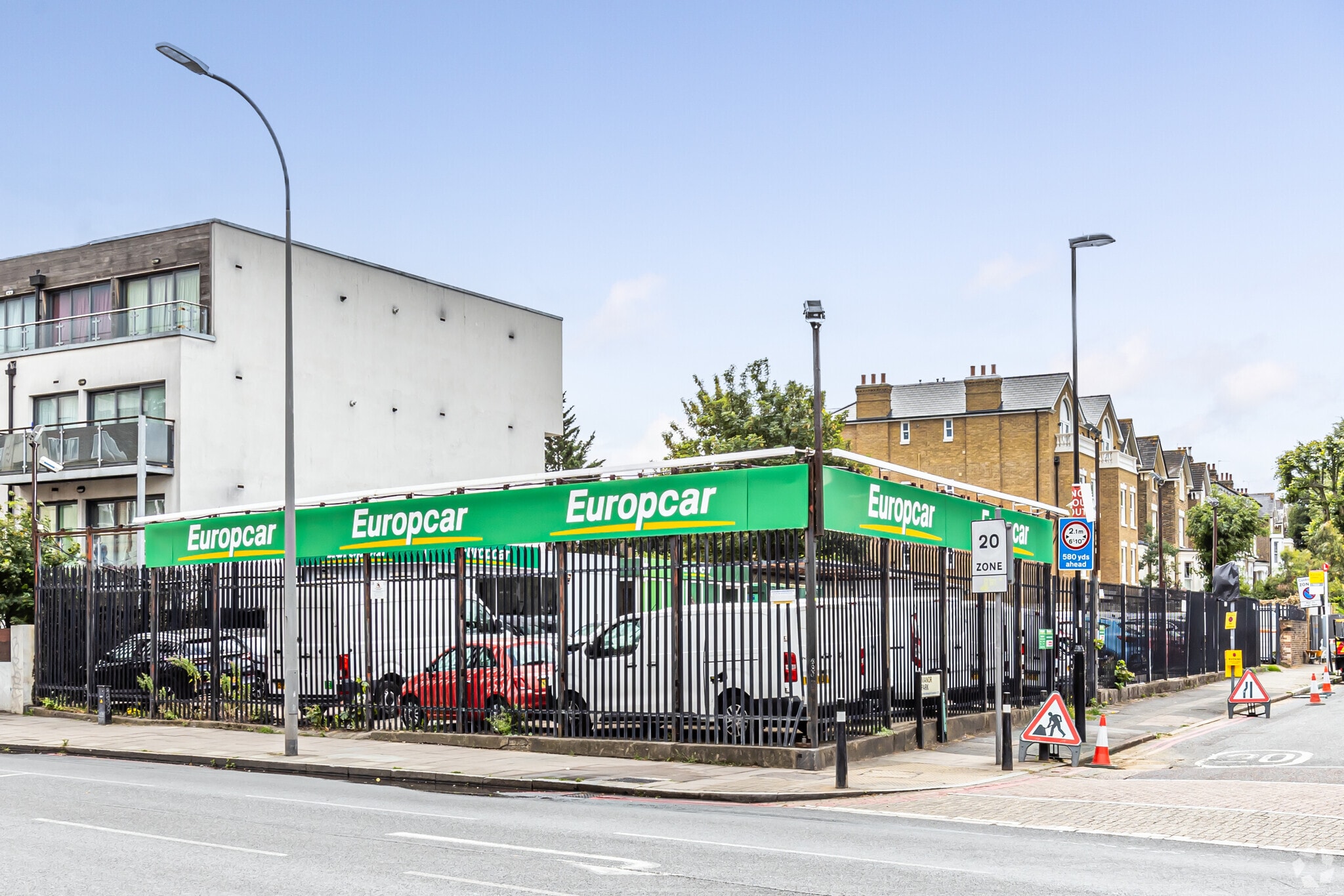 168 Lee High Road, London for lease Primary Photo- Image 1 of 2