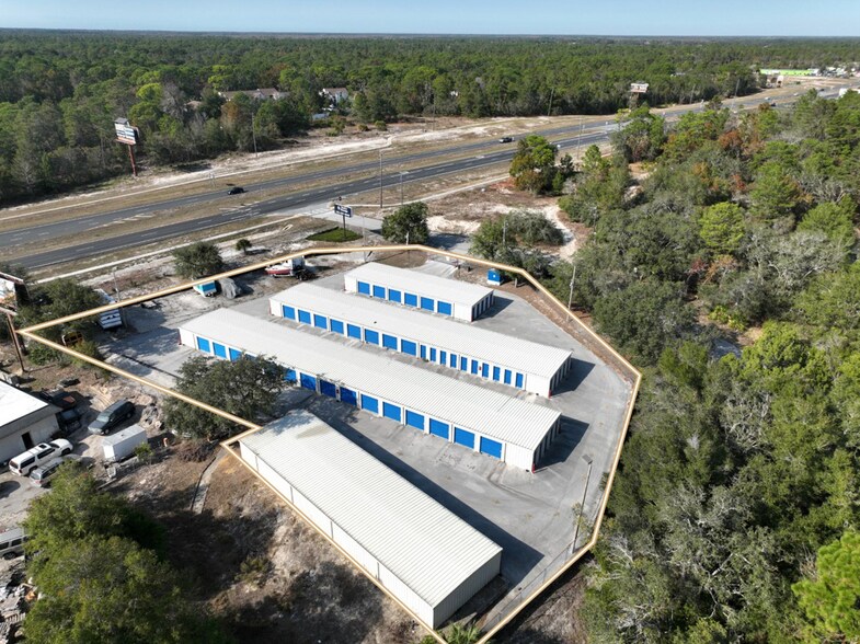 9832 Osceola Dr, Spring Hill, FL à vendre - Photo du bâtiment - Image 2 de 11