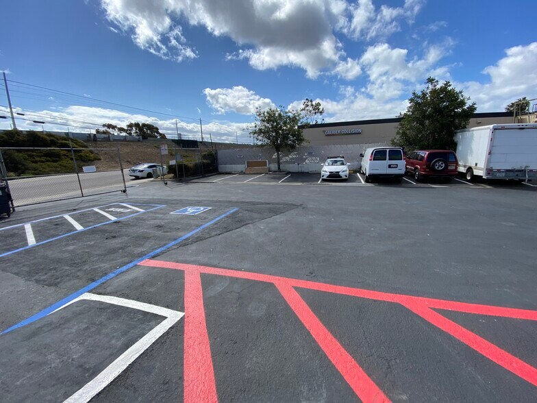 2295 Main St, San Diego, CA à louer - Photo du bâtiment - Image 2 de 2