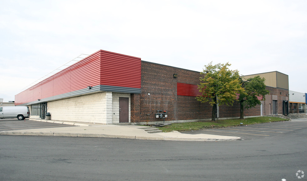 1250 Steeles Ave E, Brampton, ON for lease - Building Photo - Image 2 of 2