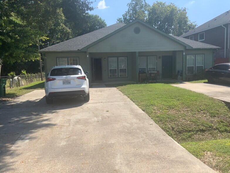 8Unit Income Producing Duplex Portfolio portefeuille de 4 propriétés à vendre sur LoopNet.ca - Photo du bâtiment - Image 2 de 9