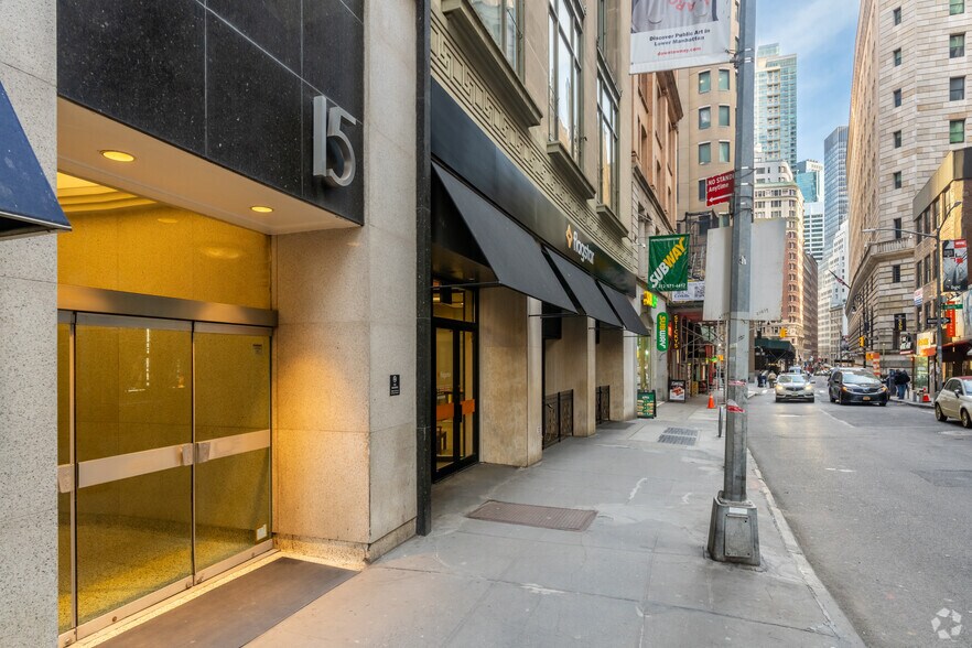 15 Maiden Ln, New York, NY à louer - Photo du bâtiment - Image 3 de 8