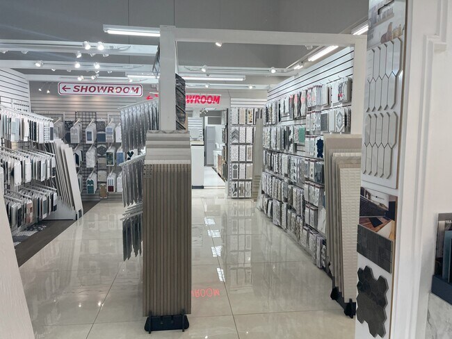 Plus de détails pour 1711-1759 N Powerline Rd, Pompano Beach, FL - Plusieurs types d'espaces à louer