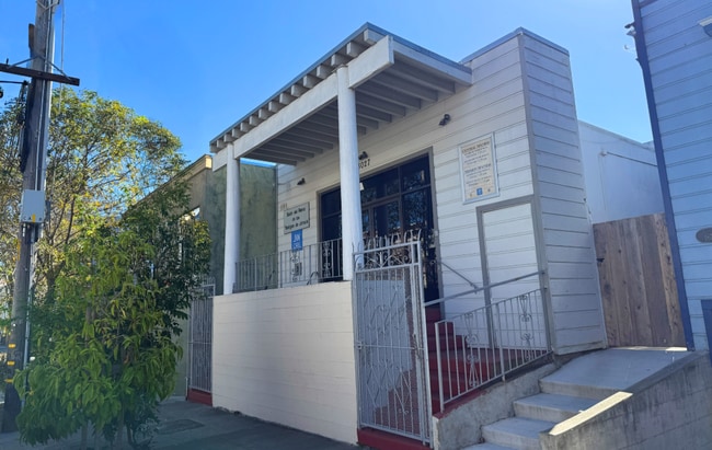 Plus de détails pour 3027 26th St, San Francisco, CA - Spécialité à vendre