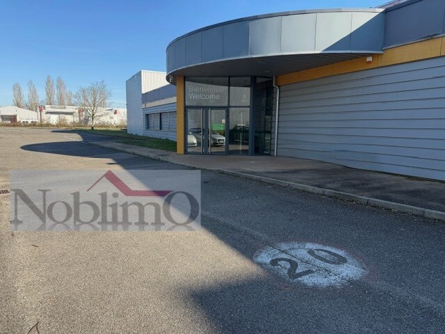 chemin des petites Combes, Beynost for lease Primary Photo- Image 1 of 2