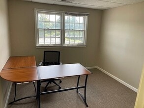 755 Main St, Monroe, CT à louer Photo intérieure- Image 1 de 5