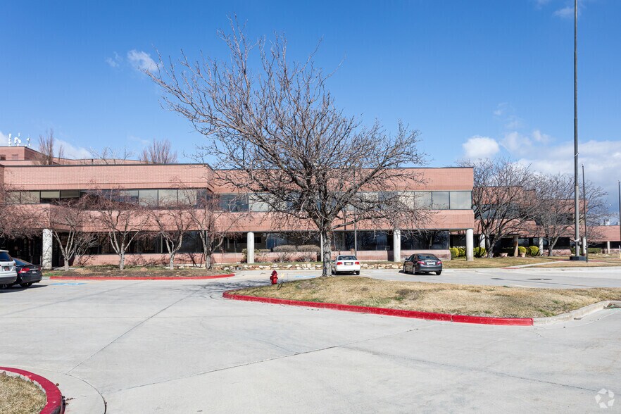 2250 Parkway Blvd, Salt Lake City, UT à vendre - Photo du bâtiment - Image 2 de 5