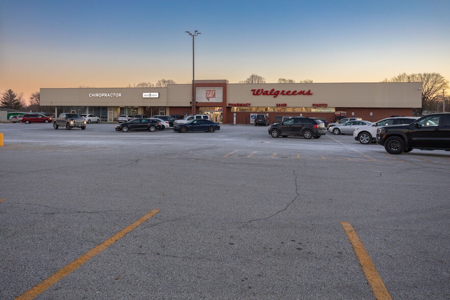 2545 E Euclid Ave, Des Moines, IA for lease - Building Photo - Image 1 of 2