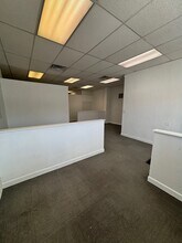 2006-2008 W Chicago Ave, Chicago, IL for lease Interior Photo- Image 2 of 4