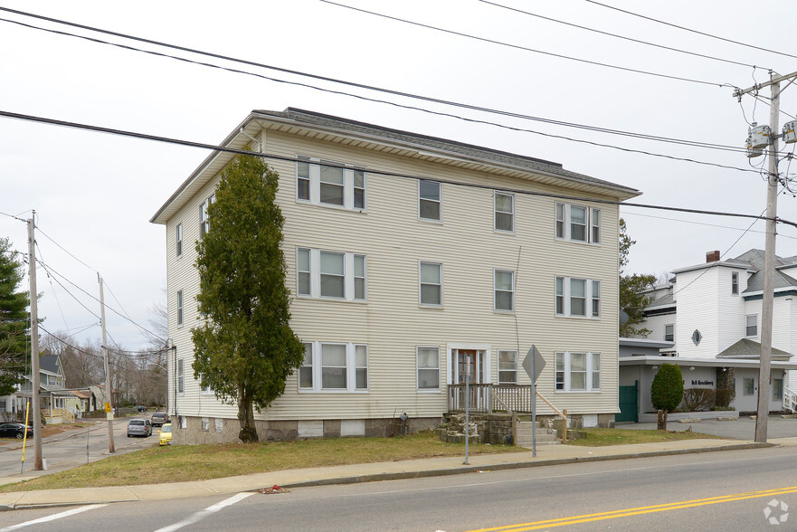 380 Belmont St, Brockton, MA à vendre - Photo principale - Image 1 de 1