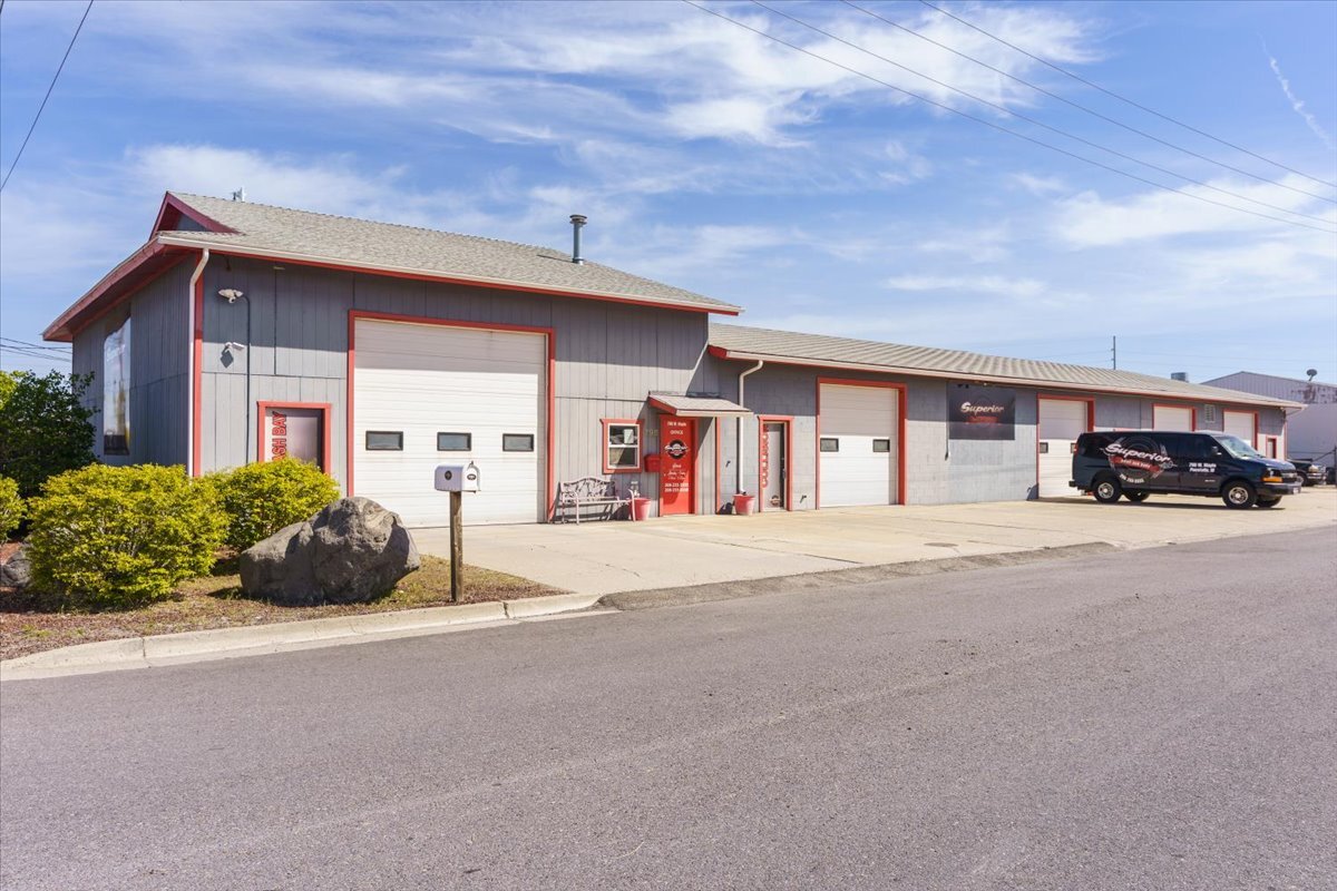 796 W Maple St, Pocatello, ID à vendre Photo du bâtiment- Image 1 de 40