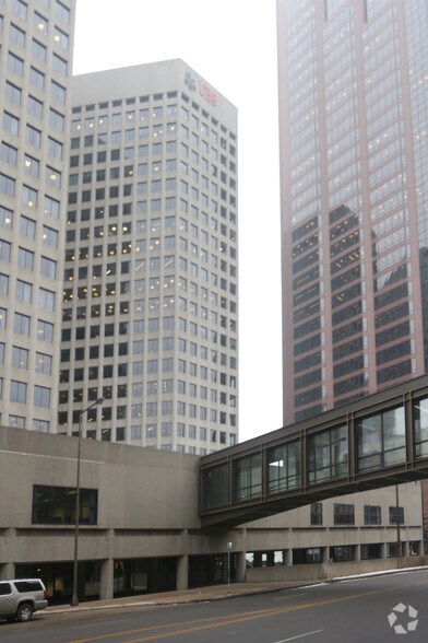 445 Minnesota St, Saint Paul, MN à louer - Photo du bâtiment - Image 1 de 3