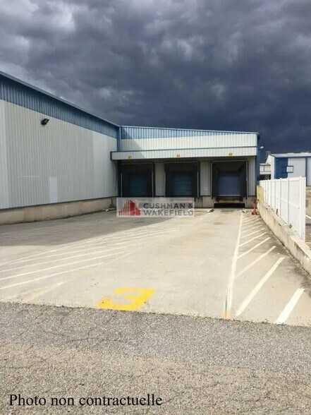 Flex in Tarascon for lease - Building Photo - Image 3 of 3