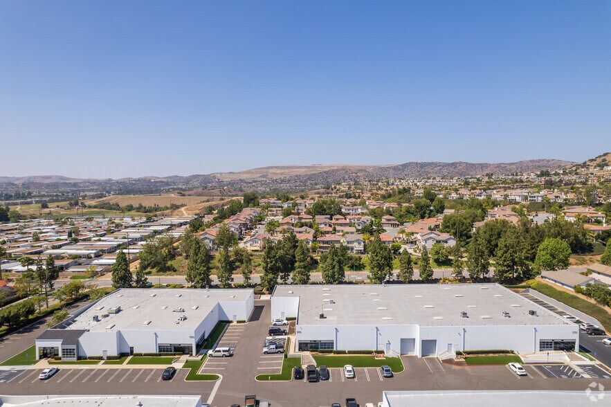 3910 Prospect Ave, Yorba Linda, CA à louer - Aérien - Image 3 de 41