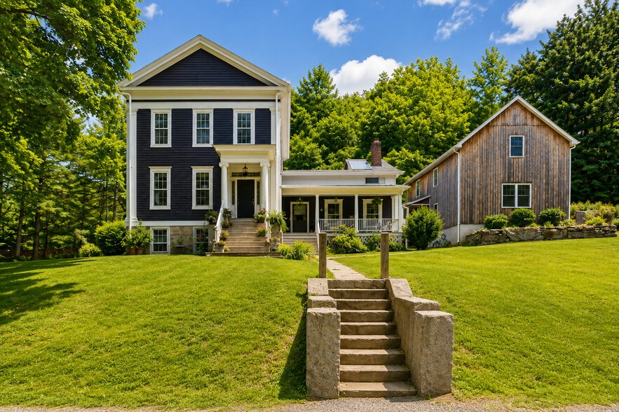 25 Old Mill Rd, Redding, CT à vendre - Photo principale - Image 1 de 3