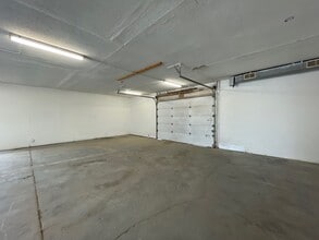 715 N 2nd St, Palmyra, NE for lease Interior Photo- Image 2 of 7