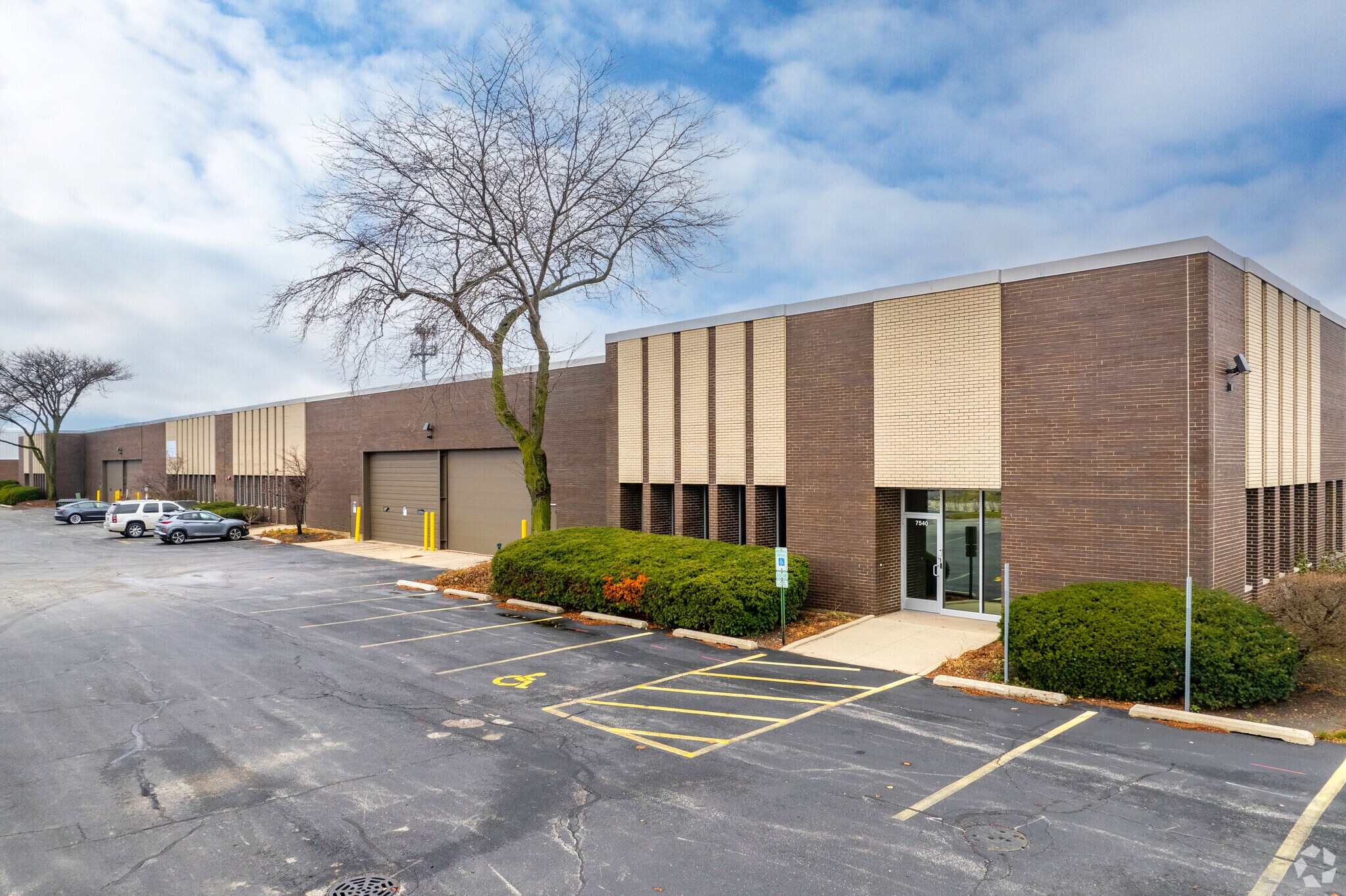 7510-7540 N Caldwell Ave, Niles, IL for lease Building Photo- Image 1 of 7