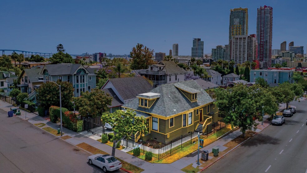 572 21st St, San Diego, CA à vendre - Photo du bâtiment - Image 2 de 18