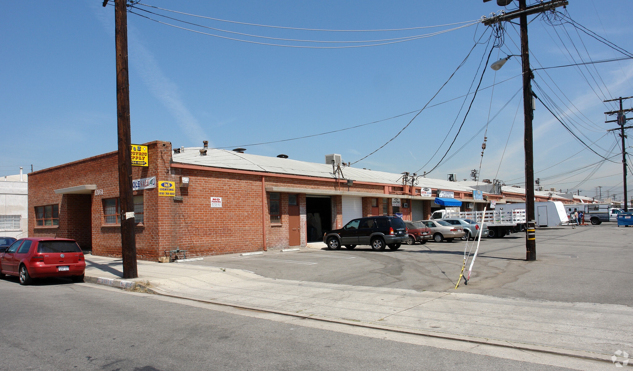 12023-12031 Vose St, North Hollywood, CA for lease Building Photo- Image 1 of 5