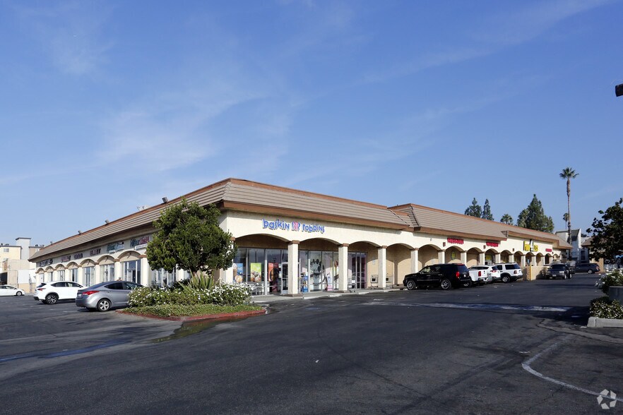 20127 Saticoy St, Winnetka, CA à louer - Photo principale - Image 1 de 7