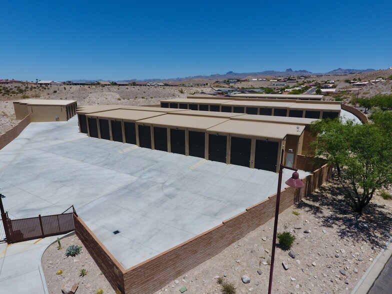 2725 Desert Trail, Bullhead City, AZ for sale - Building Photo - Image 2 of 13