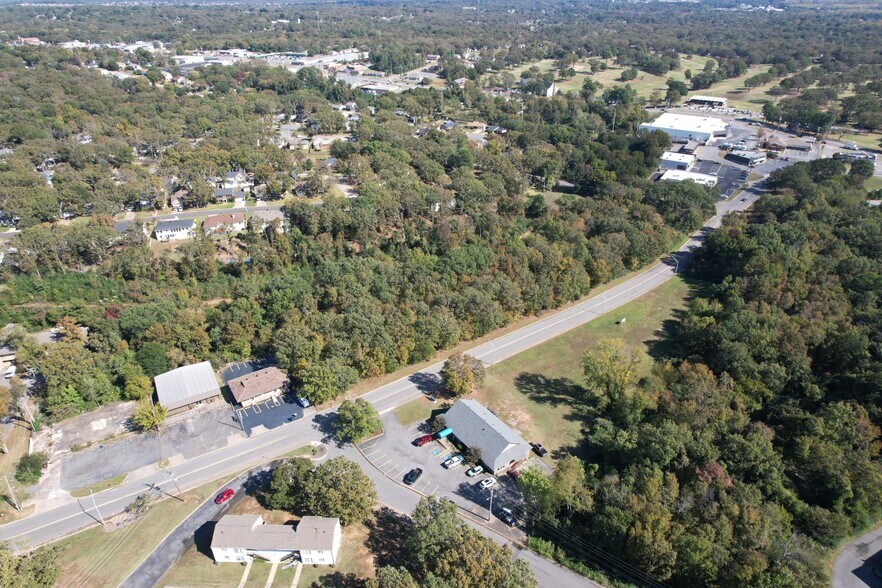 N Hills Blvd, North Little Rock, AR à vendre - Photo du bâtiment - Image 2 de 6