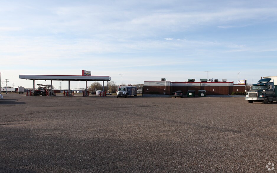 600 Highway 10 S, Saint Cloud, MN à louer - Photo du bâtiment - Image 3 de 3