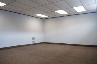 246 Mineola Blvd, Mineola, NY for lease Interior Photo- Image 2 of 2