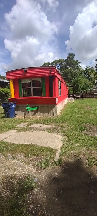 Plus de détails pour 529 Sapphire St, Opelousas, LA - Multi-résidentiel à vendre