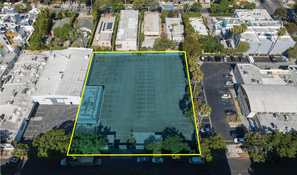 1033 Fuller ave, West Hollywood, CA for lease - Building Photo - Image 3 of 4