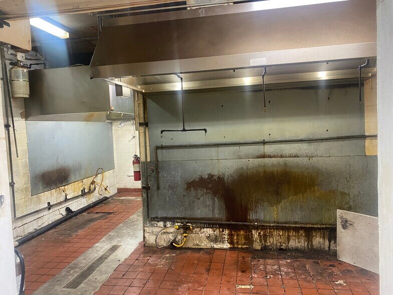 979 Robello Ln, Honolulu, HI à louer - Photo du bâtiment - Image 3 de 3