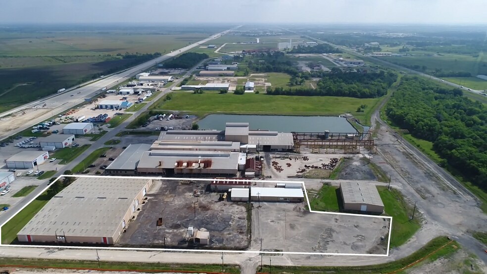 6809 Industrial Rd, Beaumont, TX à vendre - Photo du bâtiment - Image 2 de 3
