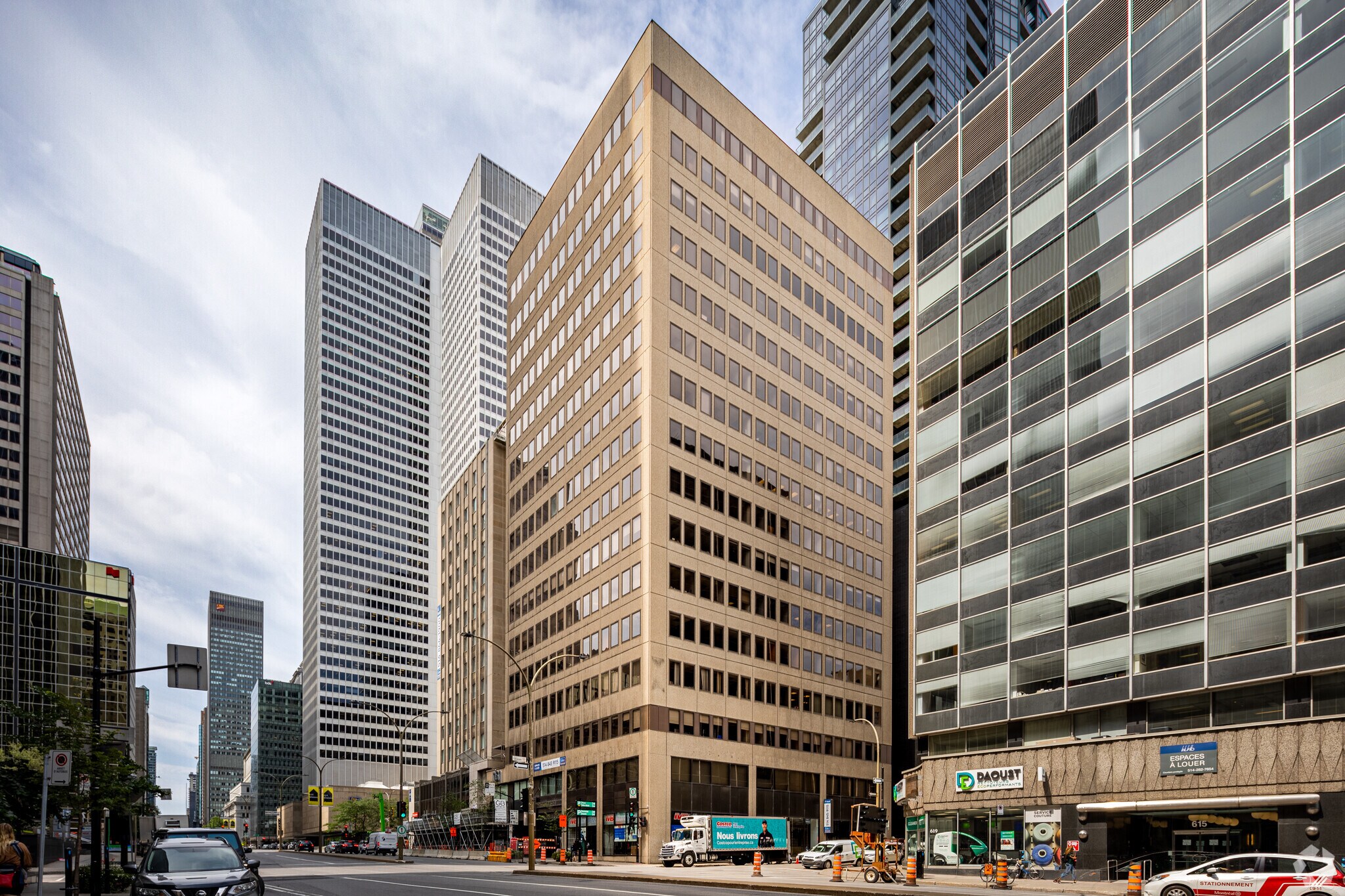 625 Boul René-Lévesque O, Montréal, QC à vendre Photo du bâtiment- Image 1 de 1