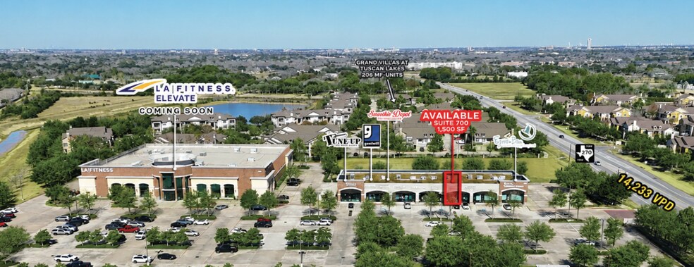 1260 E League City Pky, League City, TX à louer - Photo du bâtiment - Image 1 de 3