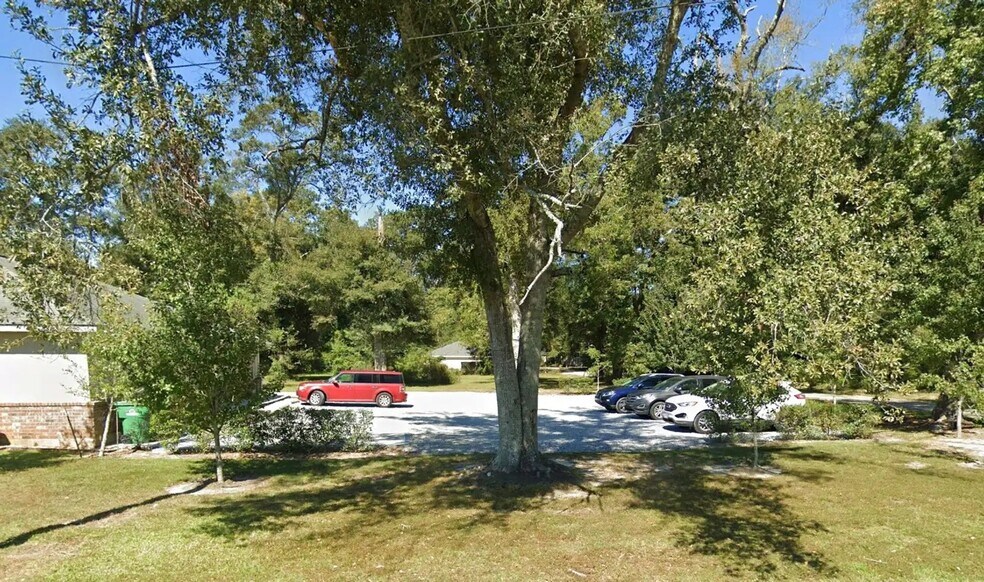 944 N Columbia St, Covington, LA à vendre - Photo du bâtiment - Image 2 de 8