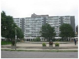 520 Wellington St, London, ON à vendre Photo du bâtiment- Image 1 de 1